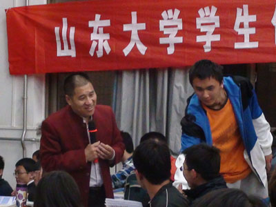 201104120002